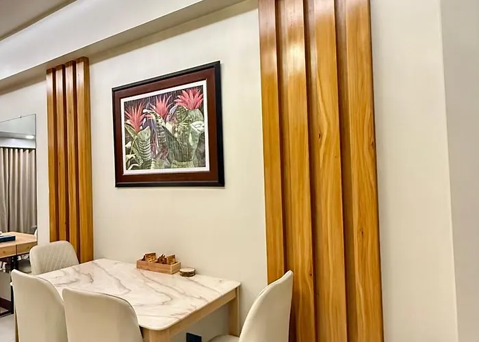Apartahotel Ups27 Chic & Cozy Haven 8 Our Bgc Luxe Hideaway Queenbed & Sofabed